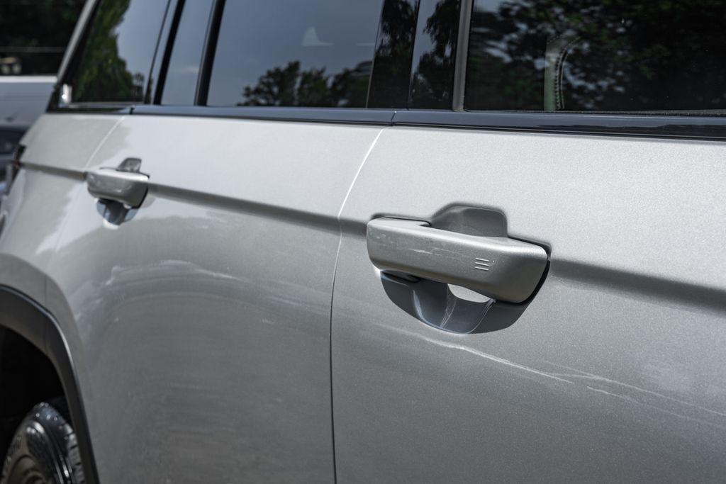 used 2024 Jeep Grand Cherokee car, priced at $27,000