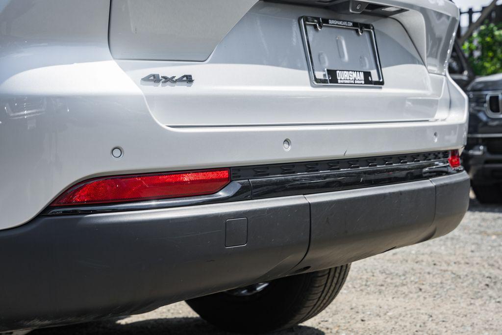 used 2024 Jeep Grand Cherokee car, priced at $27,000