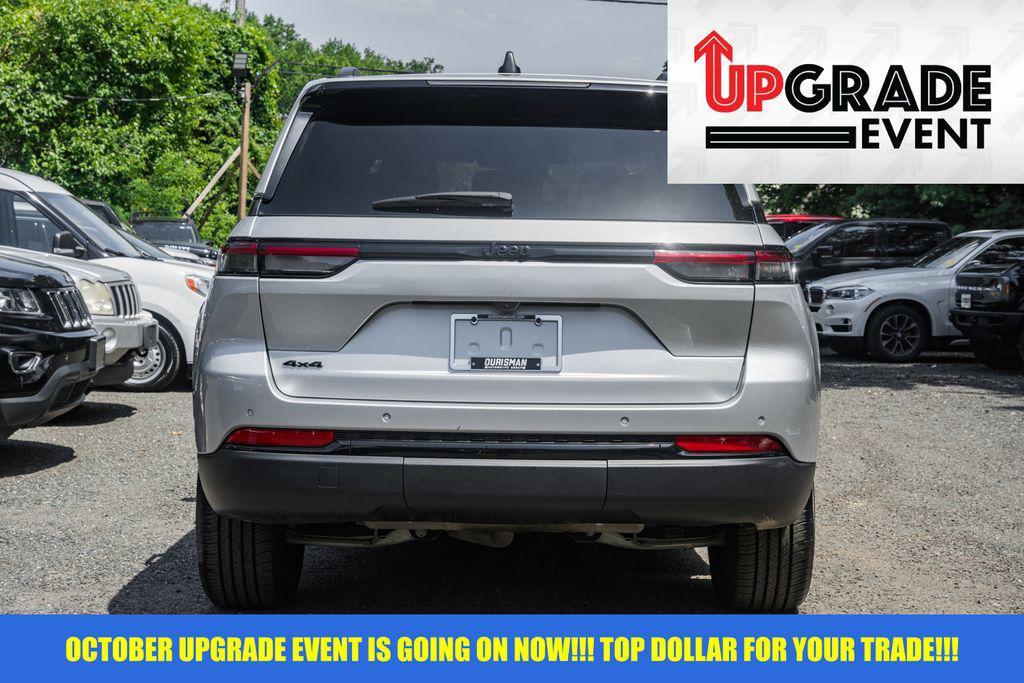 used 2024 Jeep Grand Cherokee car, priced at $28,500