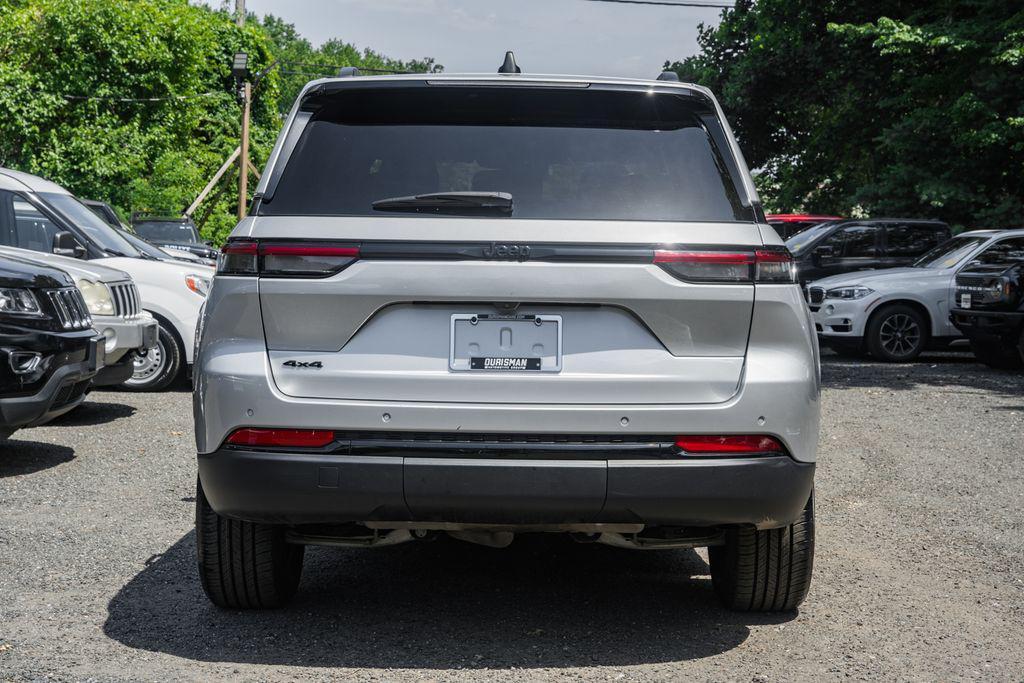 used 2024 Jeep Grand Cherokee car, priced at $27,000