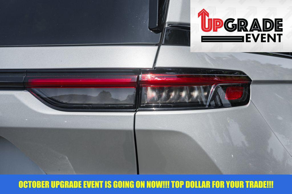 used 2024 Jeep Grand Cherokee car, priced at $28,500