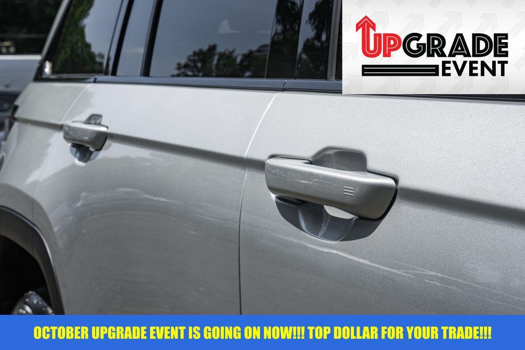 used 2024 Jeep Grand Cherokee car, priced at $28,500