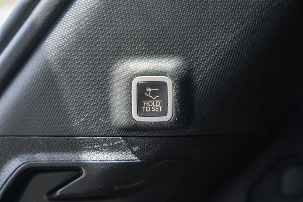 used 2024 Jeep Grand Cherokee car, priced at $27,000