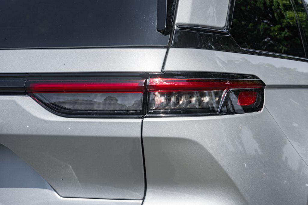 used 2024 Jeep Grand Cherokee car, priced at $27,000