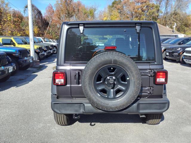 new 2025 Jeep Wrangler car, priced at $37,374