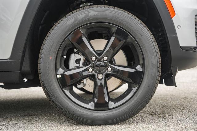 new 2025 Jeep Grand Cherokee L car, priced at $48,029