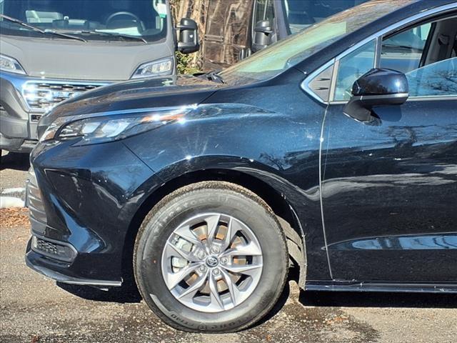 used 2024 Toyota Sienna car, priced at $39,000