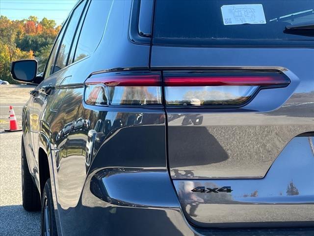 new 2025 Jeep Grand Cherokee L car, priced at $65,446