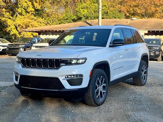 new 2025 Jeep Grand Cherokee car, priced at $39,162