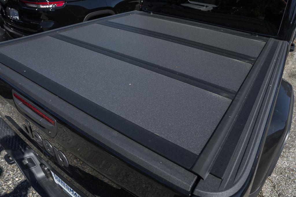 new 2025 Jeep Gladiator car, priced at $51,940