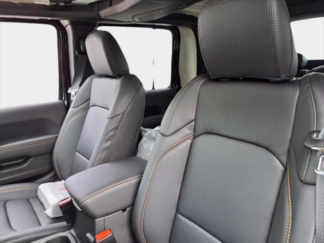 new 2025 Jeep Gladiator car, priced at $44,885