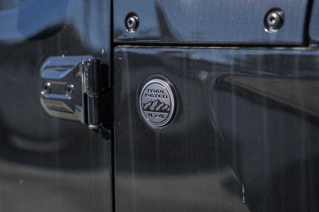 new 2025 Jeep Gladiator car, priced at $51,940