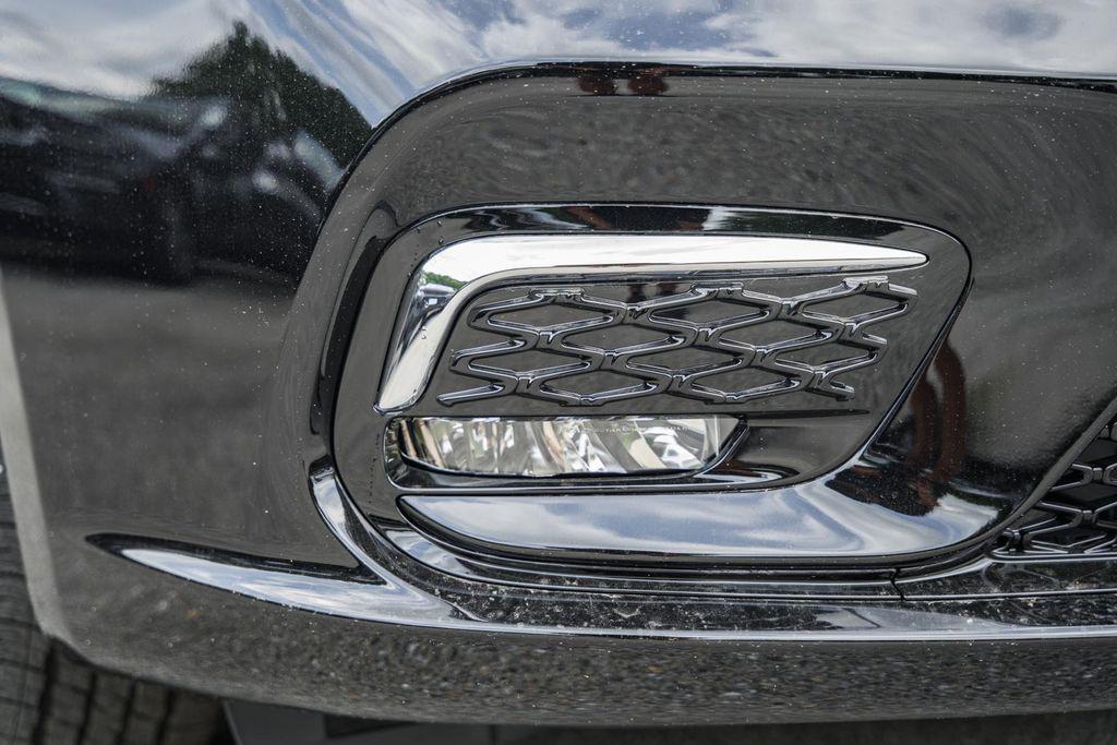 new 2025 Chrysler Pacifica car, priced at $35,075