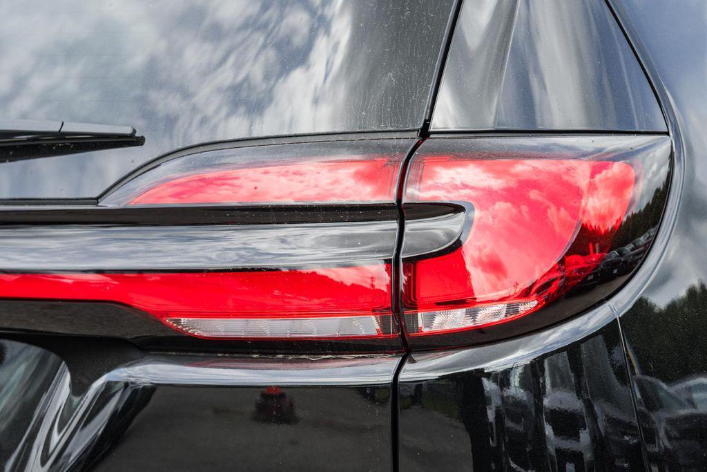 new 2025 Chrysler Pacifica car, priced at $35,075