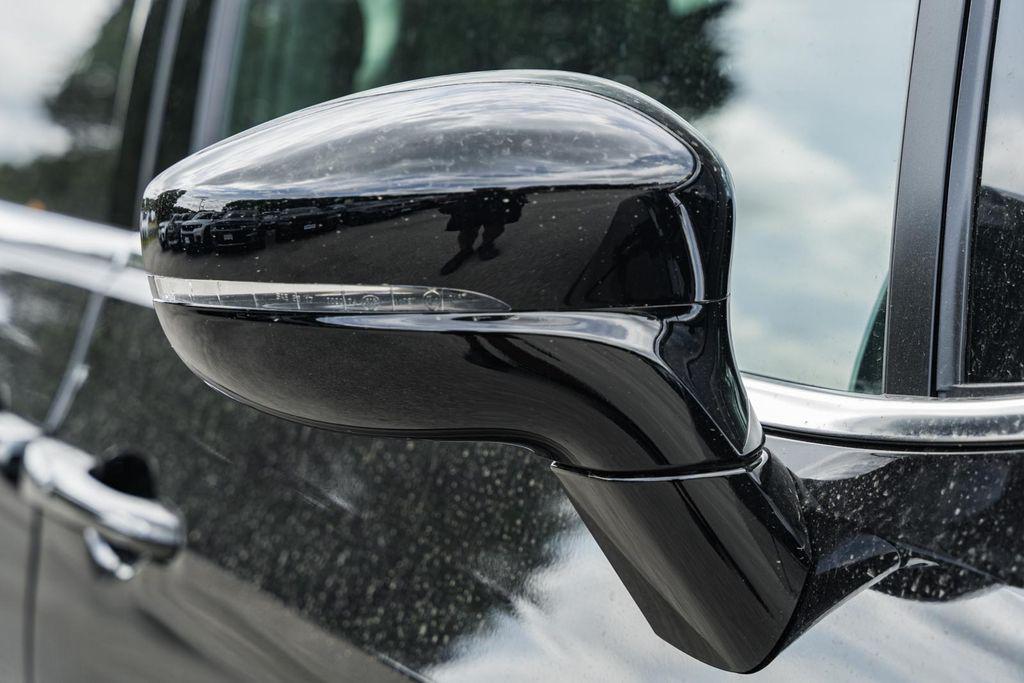 new 2025 Chrysler Pacifica car, priced at $35,075