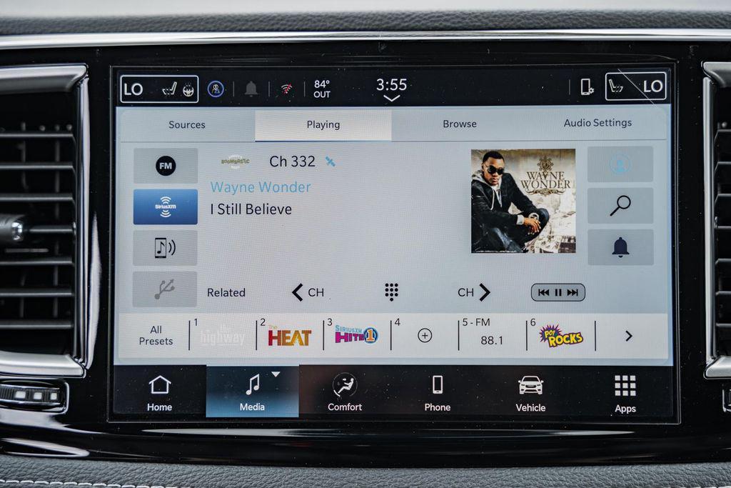 new 2025 Chrysler Pacifica car, priced at $35,075