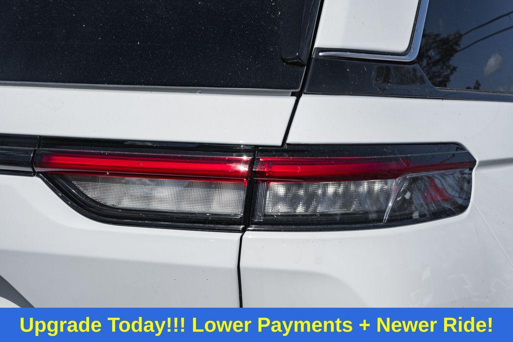 new 2025 Jeep Grand Cherokee car, priced at $37,378