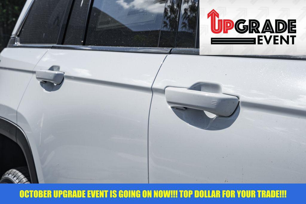 new 2025 Jeep Grand Cherokee car, priced at $35,878