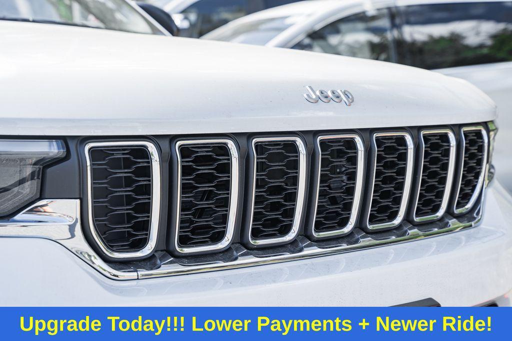 new 2025 Jeep Grand Cherokee car, priced at $37,378