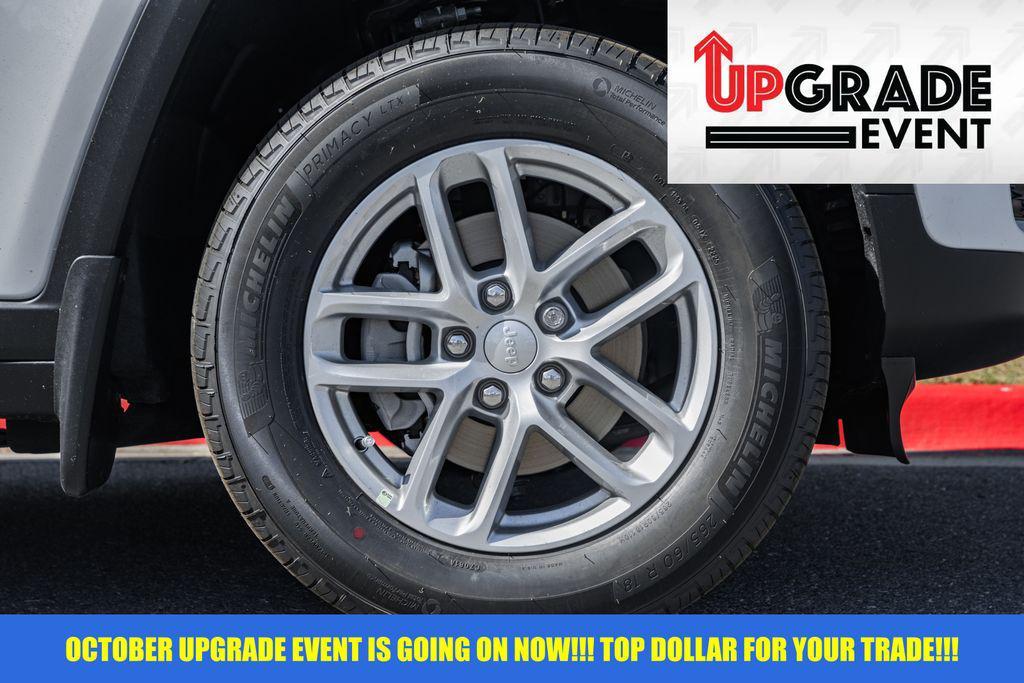 new 2025 Jeep Grand Cherokee car, priced at $35,878