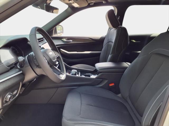new 2025 Jeep Grand Cherokee L car, priced at $36,592
