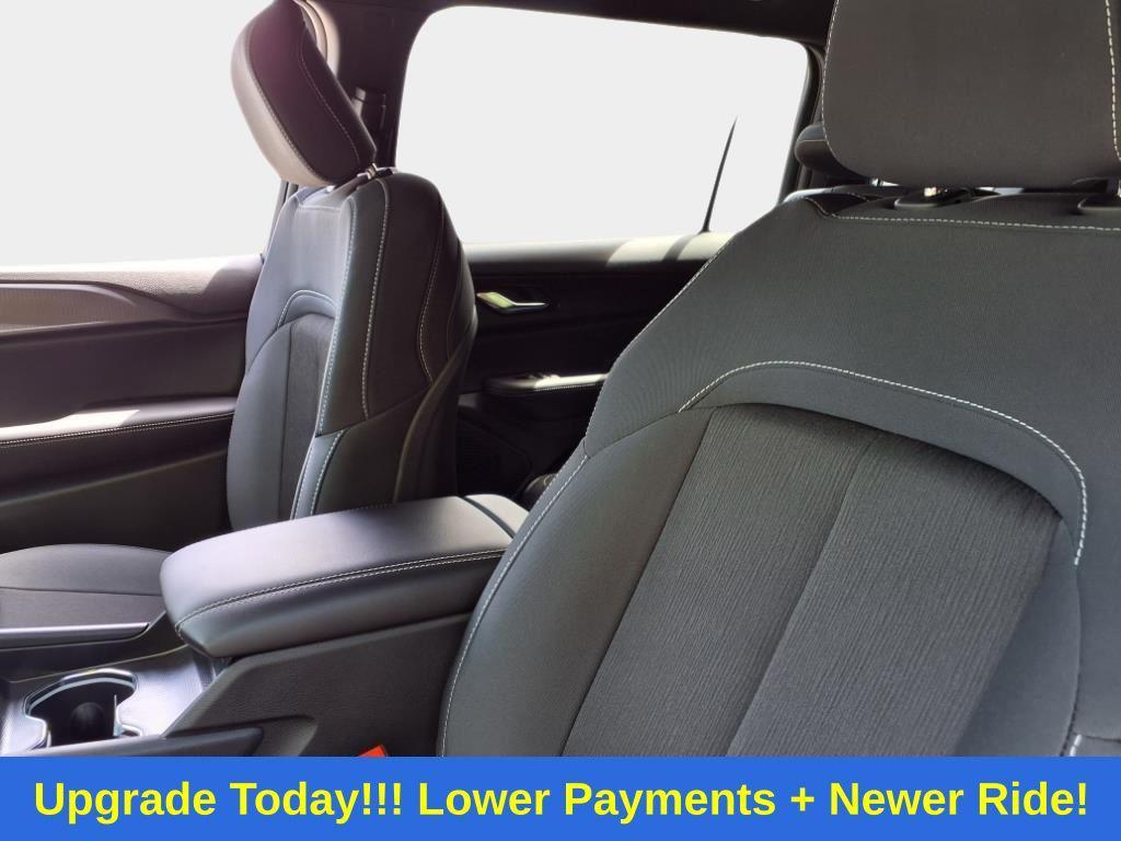 new 2025 Jeep Grand Cherokee L car, priced at $37,746