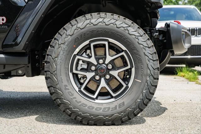 new 2025 Jeep Wrangler car, priced at $50,687