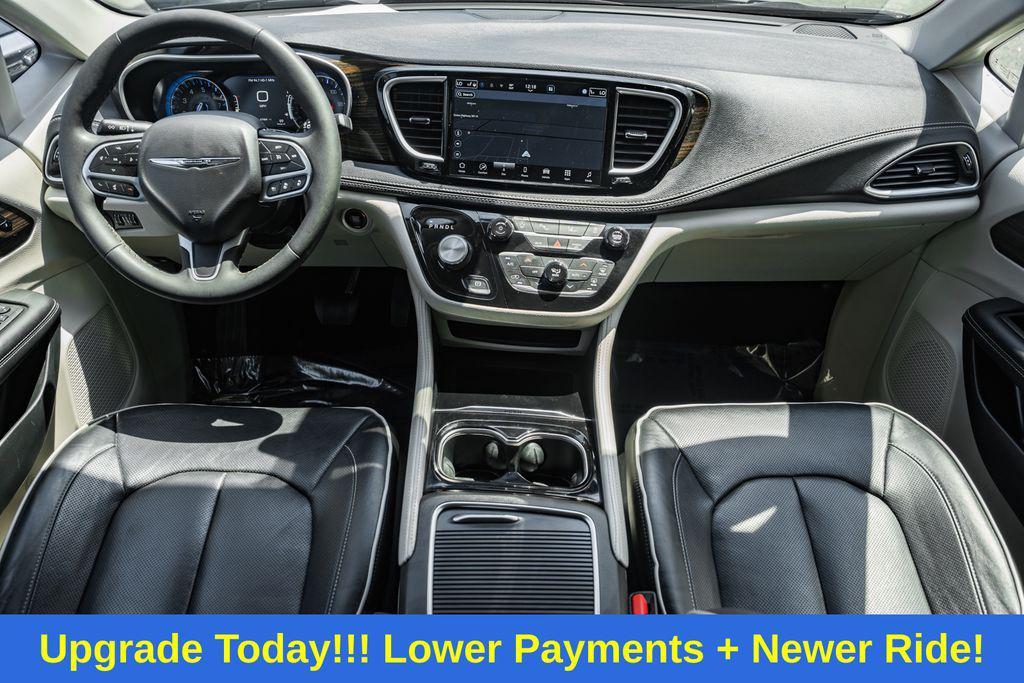 used 2023 Chrysler Pacifica car, priced at $27,000