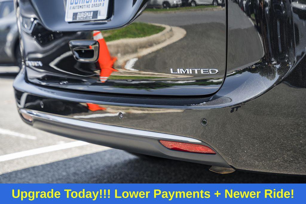 used 2023 Chrysler Pacifica car, priced at $27,000
