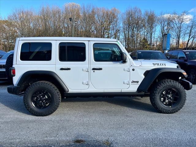 new 2025 Jeep Wrangler car, priced at $40,780