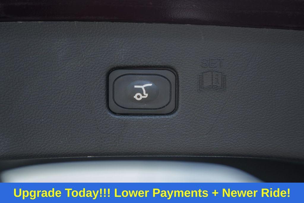 used 2024 Ford Edge car, priced at $29,500