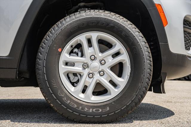 new 2025 Jeep Grand Cherokee car, priced at $36,642