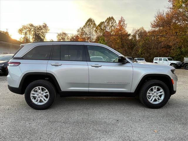 new 2025 Jeep Grand Cherokee car, priced at $34,440