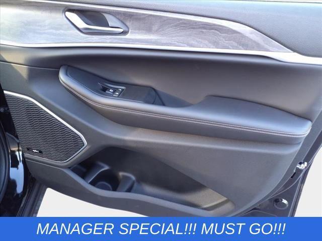 new 2024 Jeep Grand Cherokee 4xe car, priced at $48,650