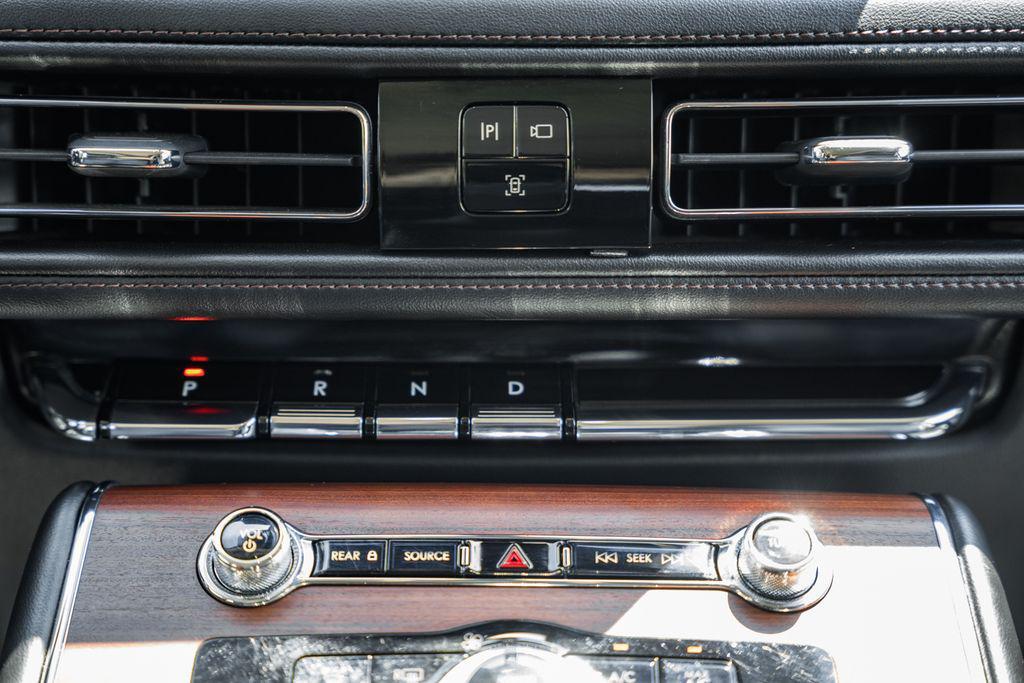 used 2023 Lincoln Aviator car, priced at $44,000