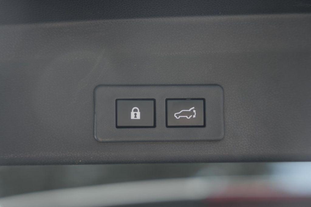 used 2023 Subaru Ascent car, priced at $24,000