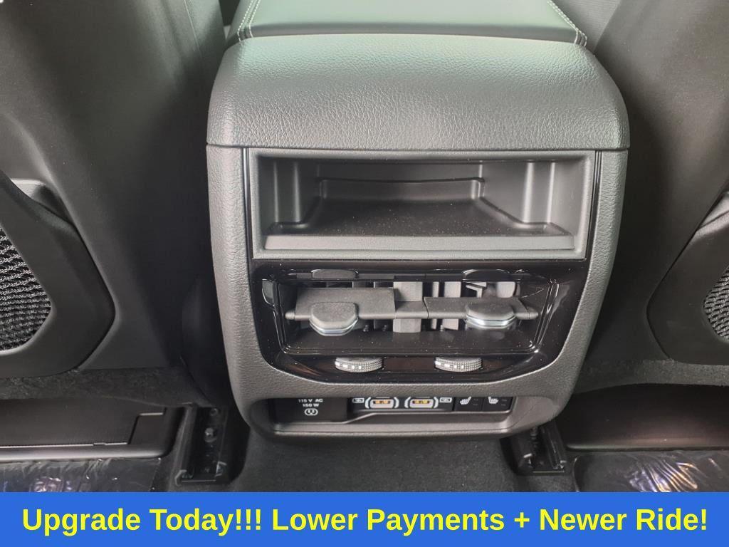 new 2025 Jeep Grand Cherokee car, priced at $58,018