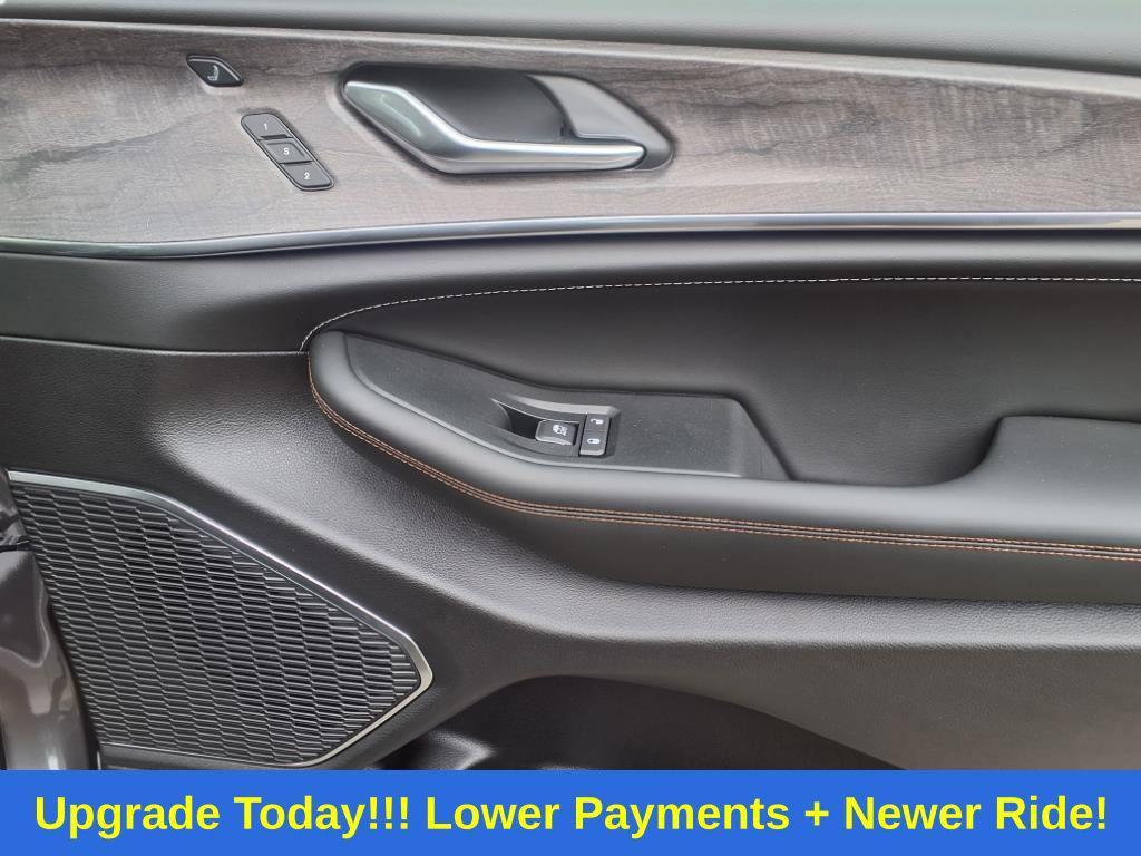 new 2025 Jeep Grand Cherokee car, priced at $58,018