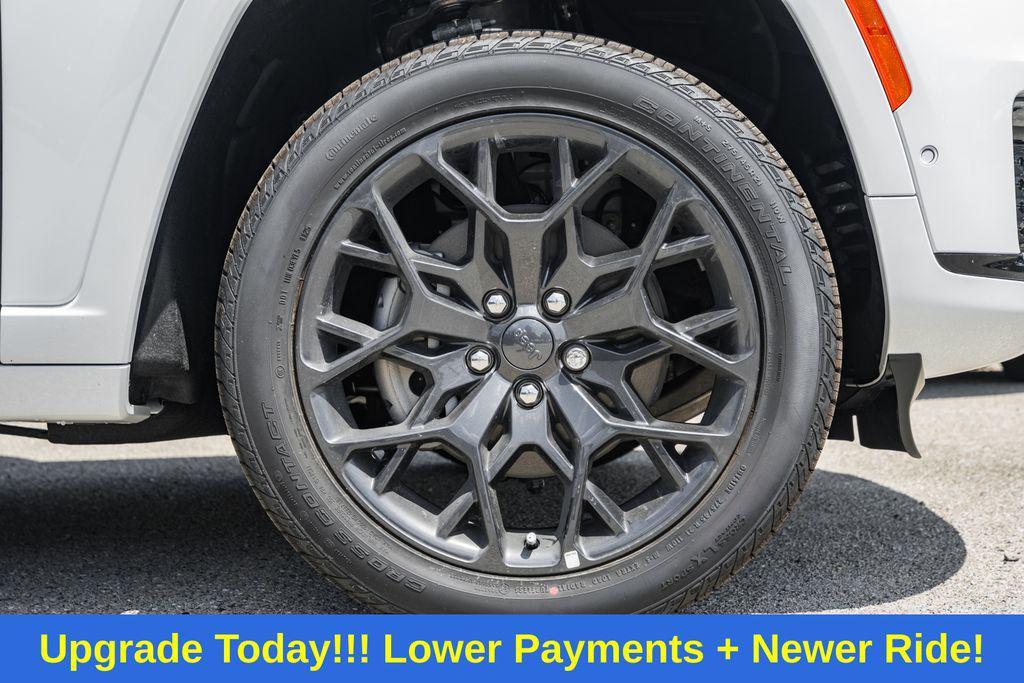 new 2025 Jeep Grand Cherokee L car, priced at $66,093