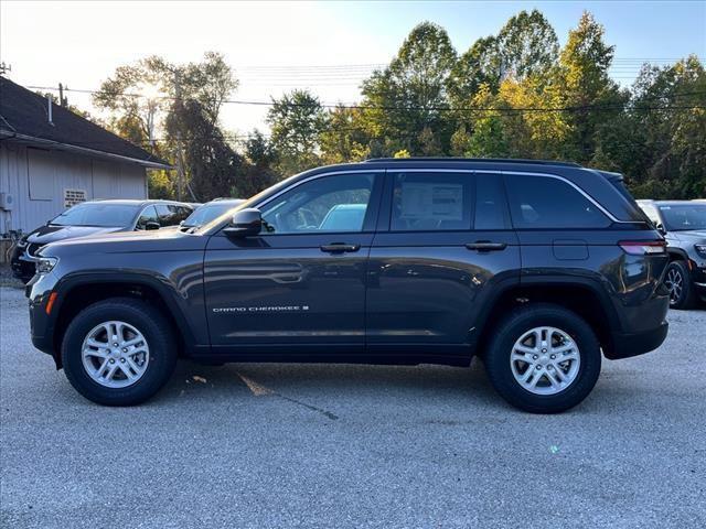 new 2025 Jeep Grand Cherokee car, priced at $33,940