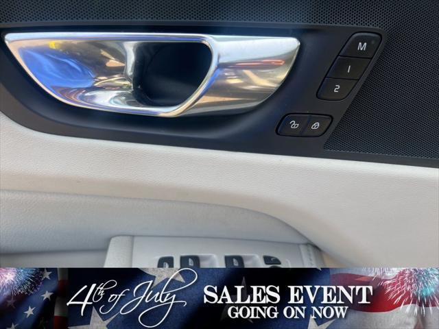 used 2022 Volvo XC60 Recharge Plug-In Hybrid car, priced at $31,000