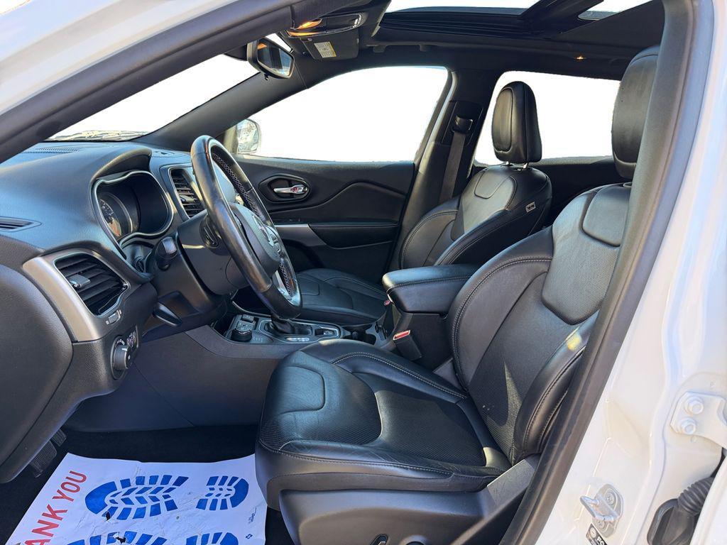 used 2021 Jeep Cherokee car, priced at $17,500