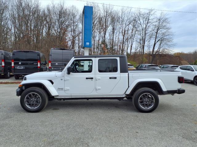 used 2023 Jeep Gladiator car, priced at $31,000