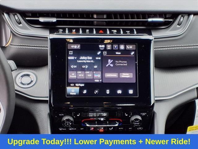 new 2025 Jeep Grand Cherokee car, priced at $38,207