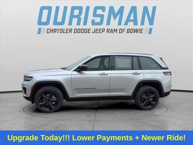 new 2025 Jeep Grand Cherokee car, priced at $38,207