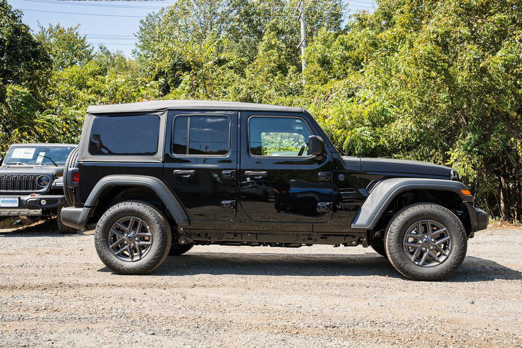 new 2025 Jeep Wrangler car, priced at $37,274