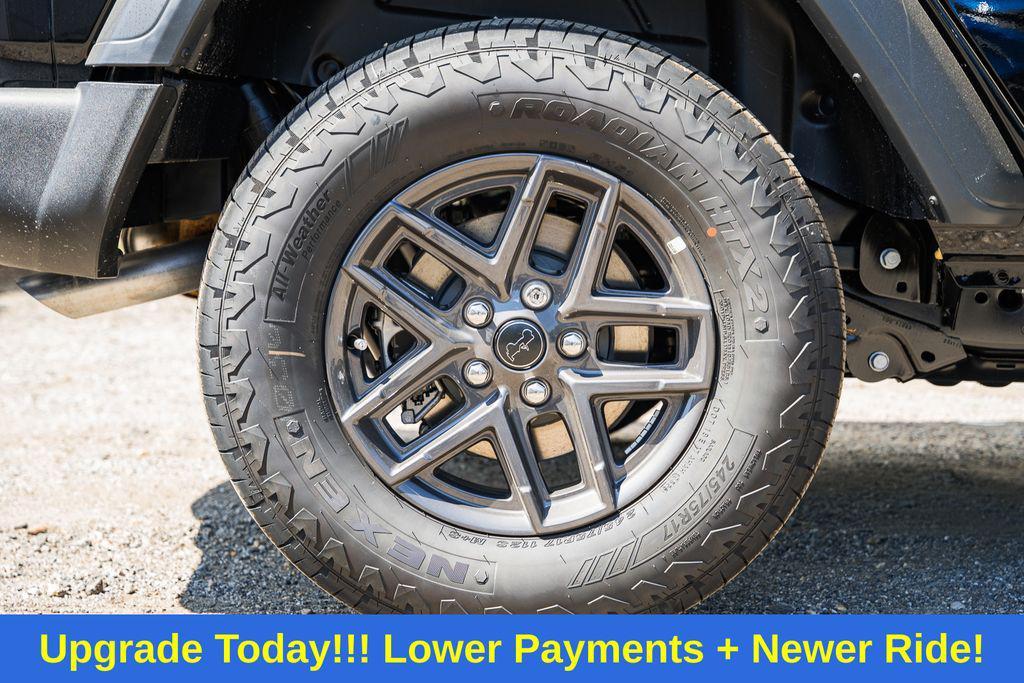 new 2025 Jeep Wrangler car, priced at $39,774
