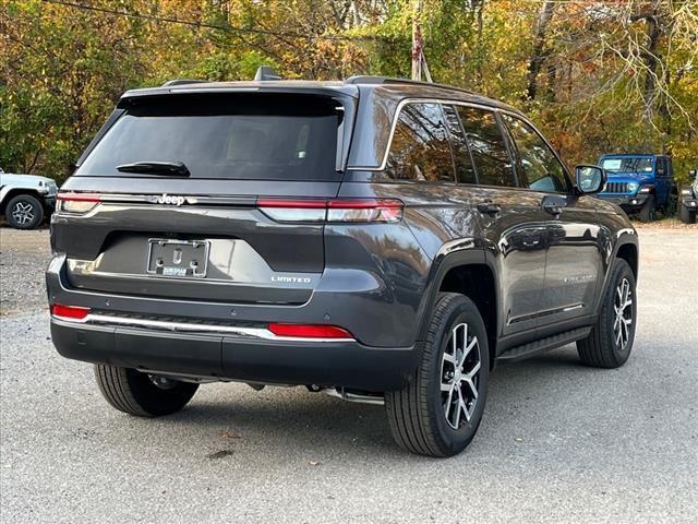 new 2025 Jeep Grand Cherokee car, priced at $40,782