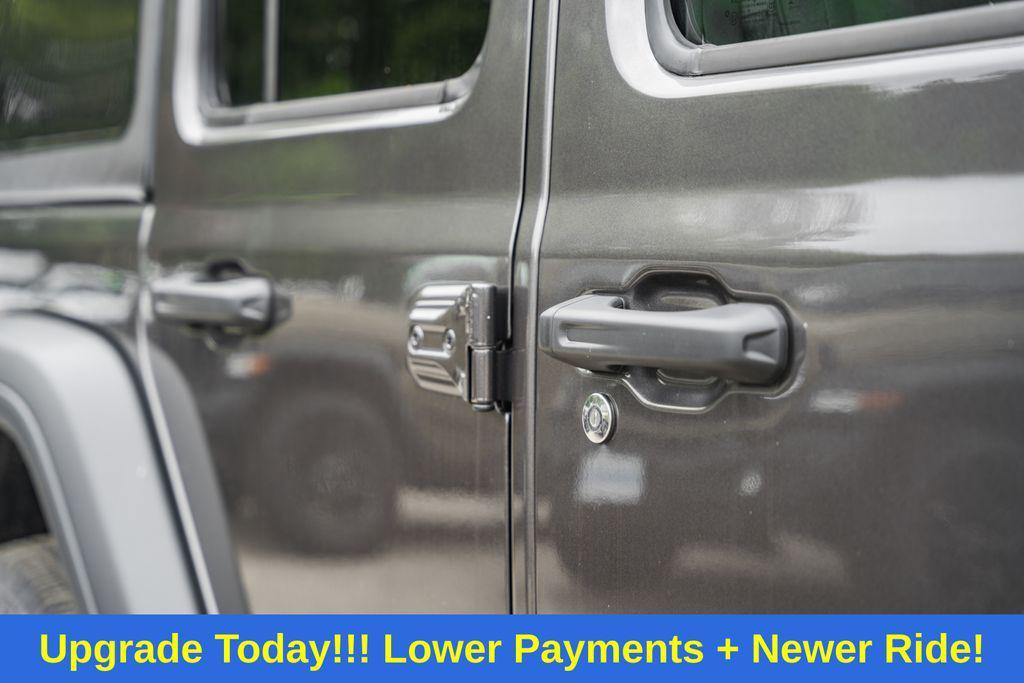 new 2025 Jeep Wrangler car, priced at $39,774