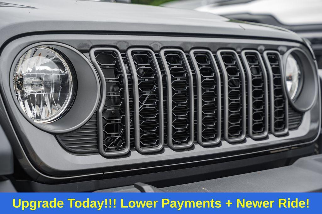 new 2025 Jeep Wrangler car, priced at $39,774